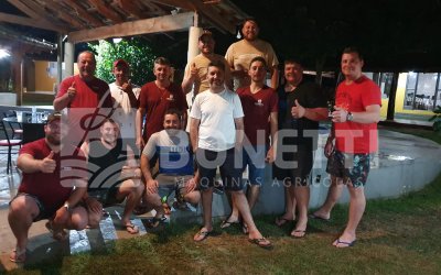 EQUIPE DE VENDAS REUNIDA 