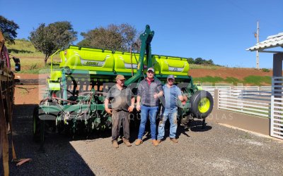 ENTREGA PARA FAMILIA TRENTINI
