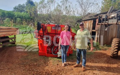 ENTREGA PARA FAM&Iacute;LIA ROSANELI
