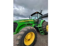 TRATOR JOHN DEERE 7715 GABINADO ANO 2009 COM 8.569 Hrs