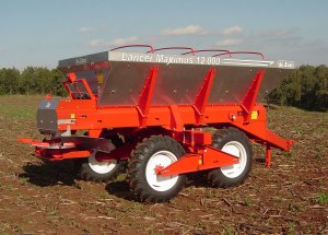 DISTRIBUIDOR DE CALCARIO 