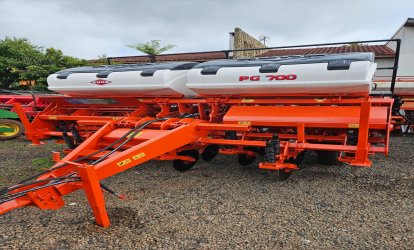 PLANTADEIRA KUHN PG 700/07 RS ANO 2015, FERTISYSTEN NO ADUBO, USADA