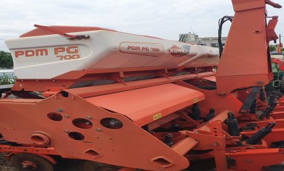 PLANTADEIRA KUHN PG 700 RS ANO 2013, USADA