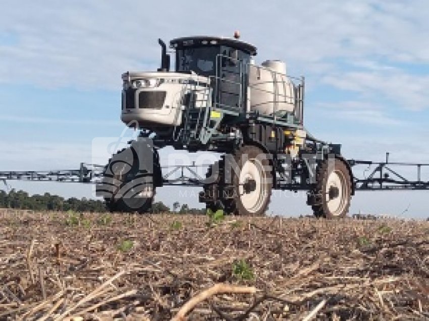 PULVERIZADOR AUTOPROPELIDO