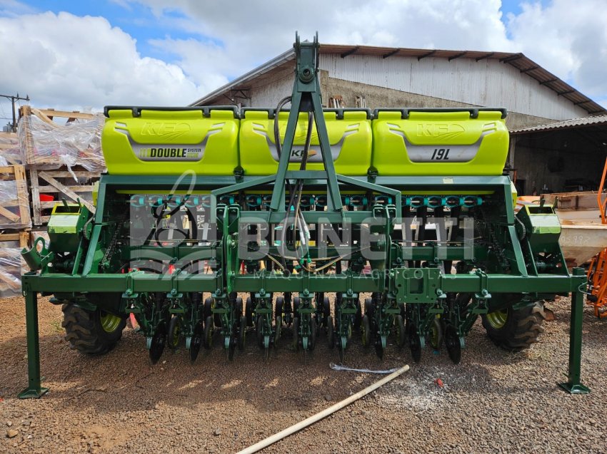 SEMEADEIRA KF TG 19 ANO 2021, USADA