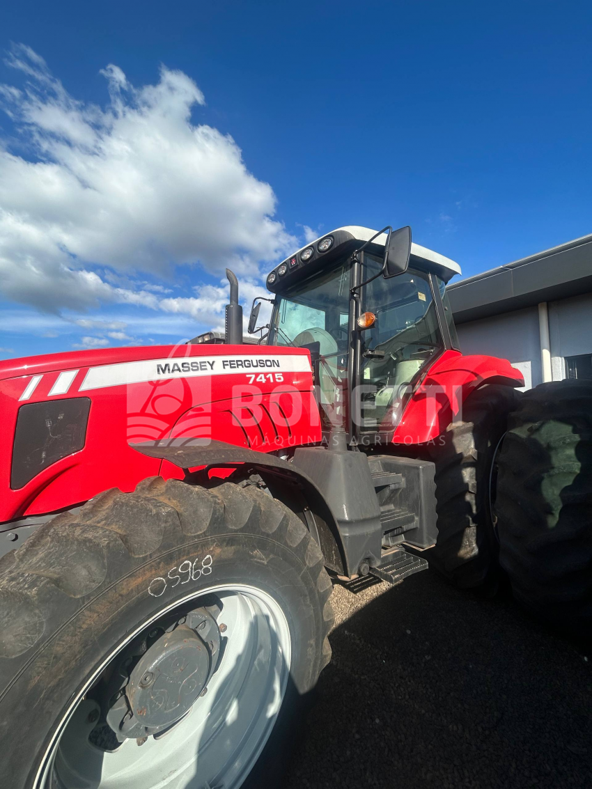 TRATOR MASSEY FERGUSON 7415 ANO 2012 FILIPADO TRASEIRO, USADO